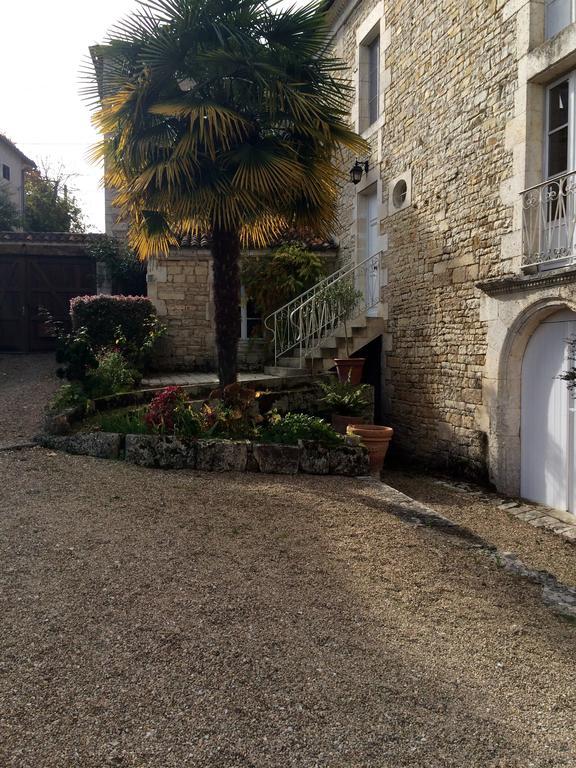 Le Moulin De Mansle 빌라 외부 사진
